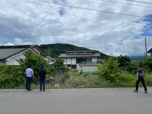 物件同行